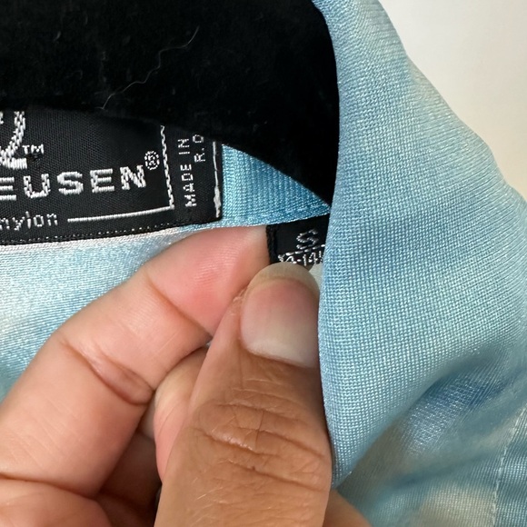 VINTAGE 1970S VAN HEUSEN PRINTED NYLON SHIRT in Sky Blue-Size Mens Small - Picture 12 of 13